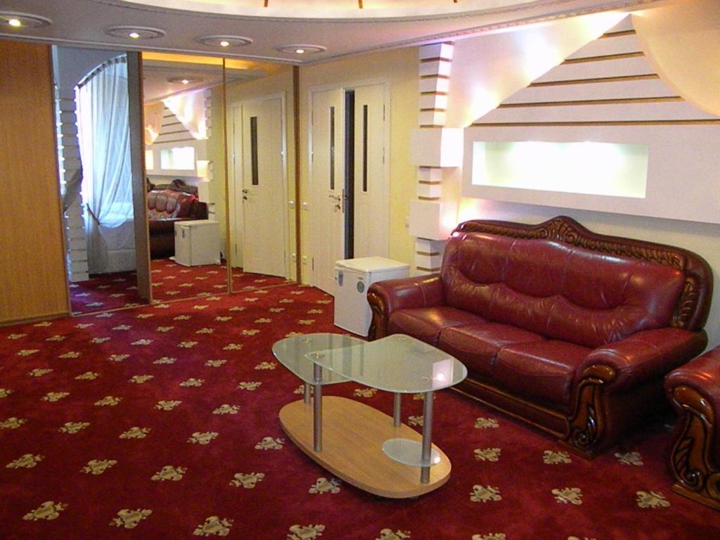 Gloria Mini-Hotel Chisinau Exterior foto
