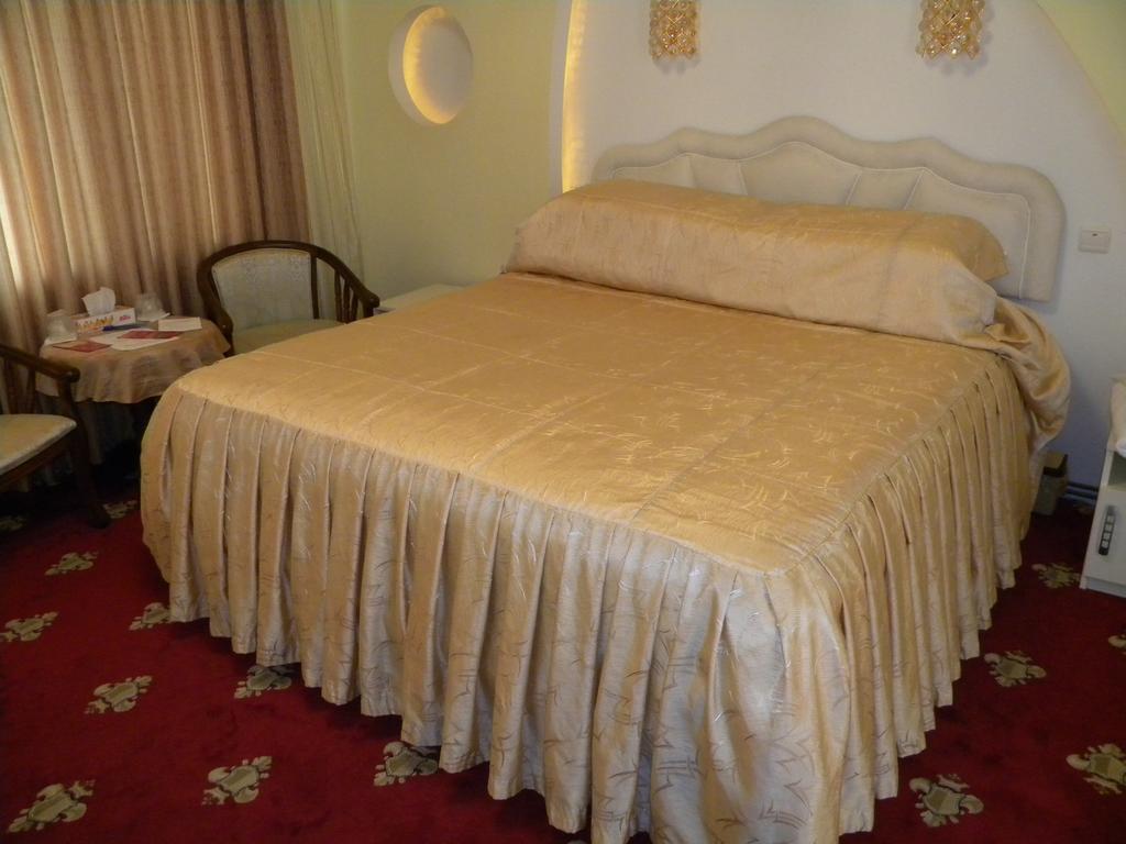Gloria Mini-Hotel Chisinau Quarto foto