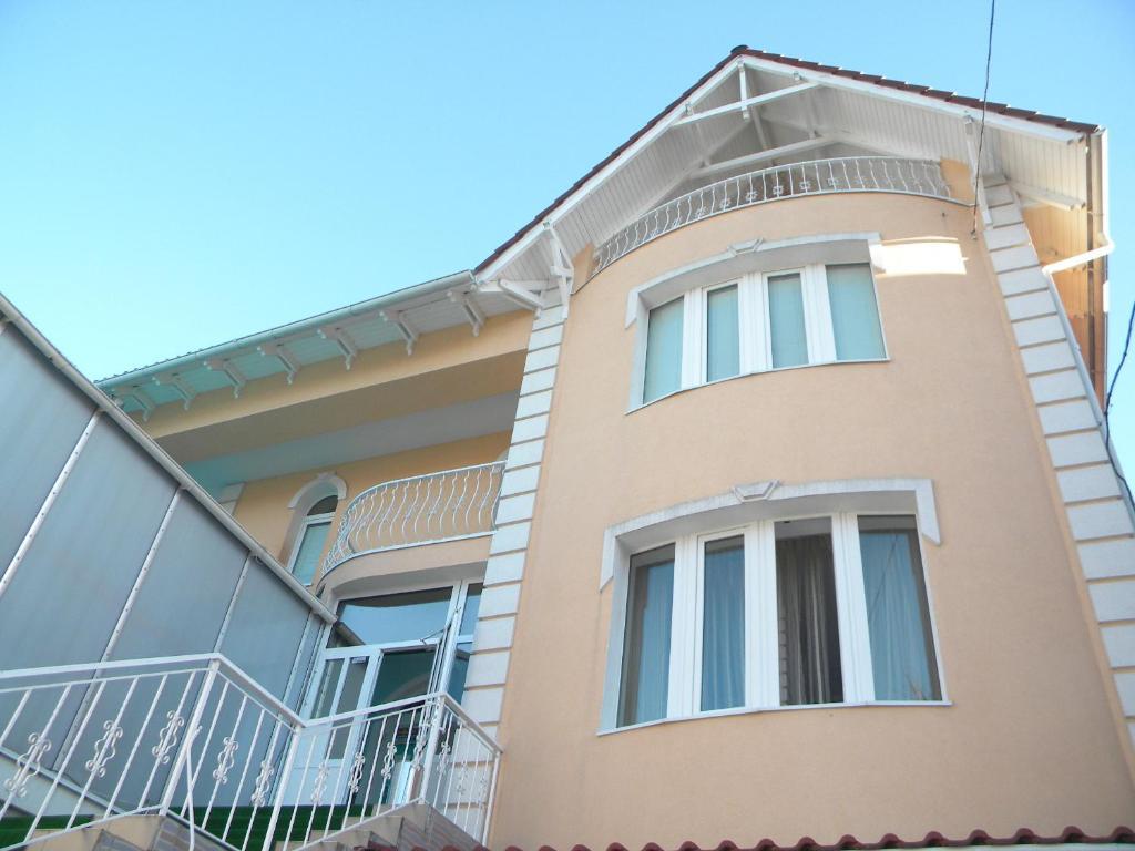 Gloria Mini-Hotel Chisinau Exterior foto